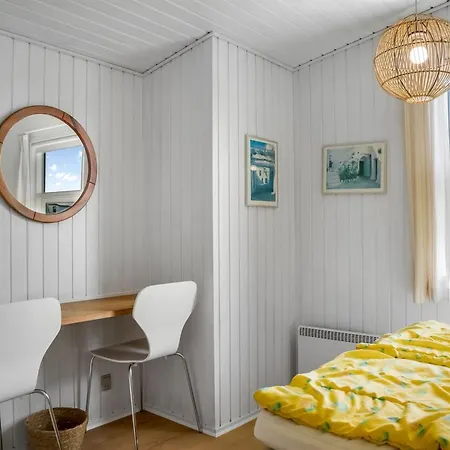 Violeta - 250m From The Sea By Interhome *